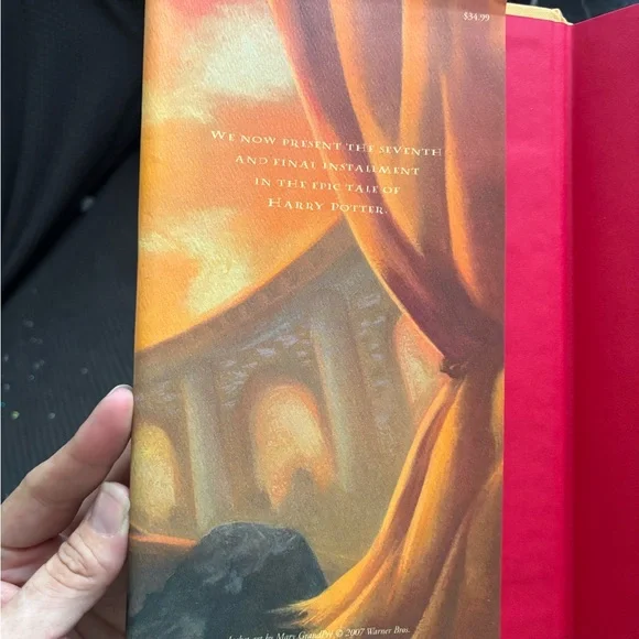 RARE July 2007, First Edition Print Harry Potter and the Deathly Hallows Book